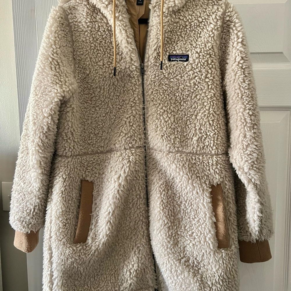 Patagonia Tan Sherpa Fleece Jacket